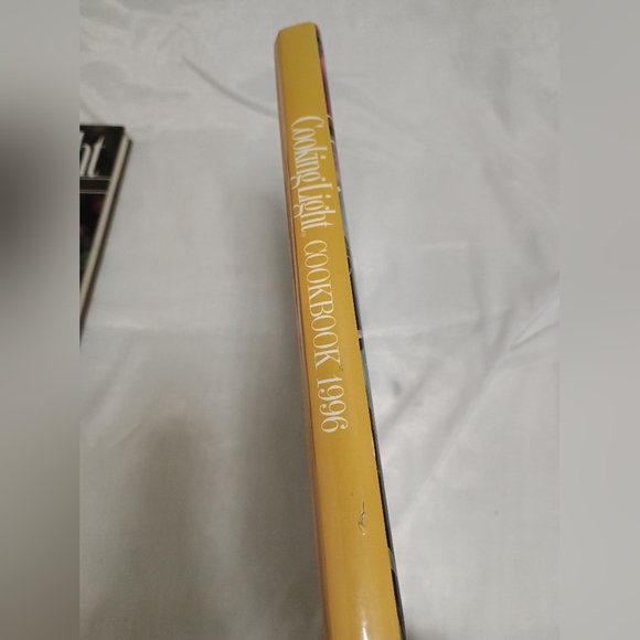 COOKING LIGHT Cookbook Oxmoor House 1996 Hardback - Picture 3 of 11